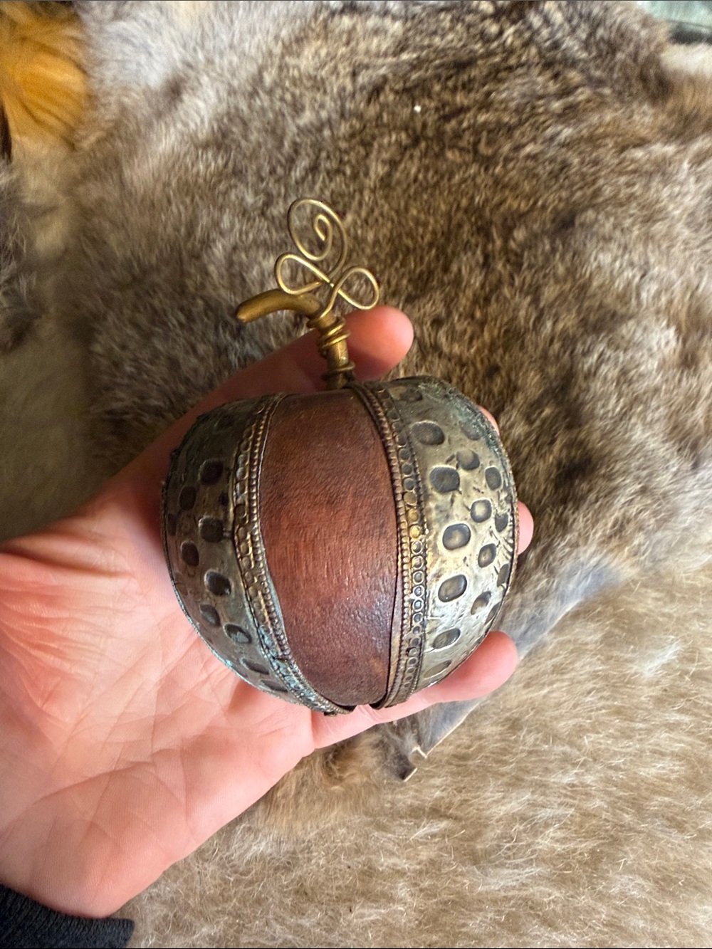 Decorative Brown and Antique Gold vintage apple (4050)